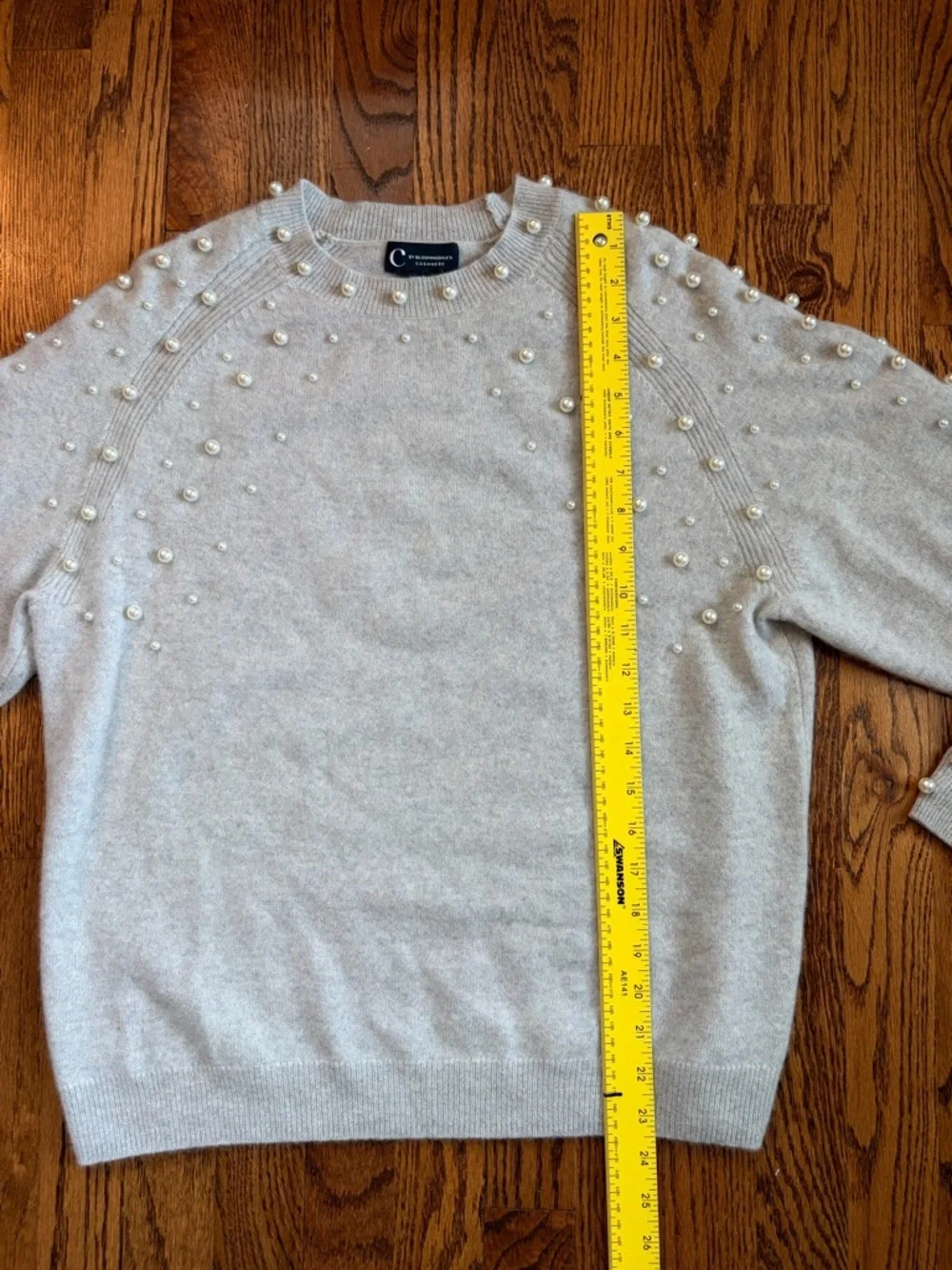 C by Bloomingdale’s 100% Cashmere Faux Pearl Sweater Gray Medium